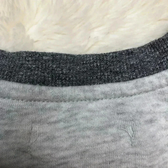 George Sweatshirt Grey  Size 4T - Picture 12 of 16